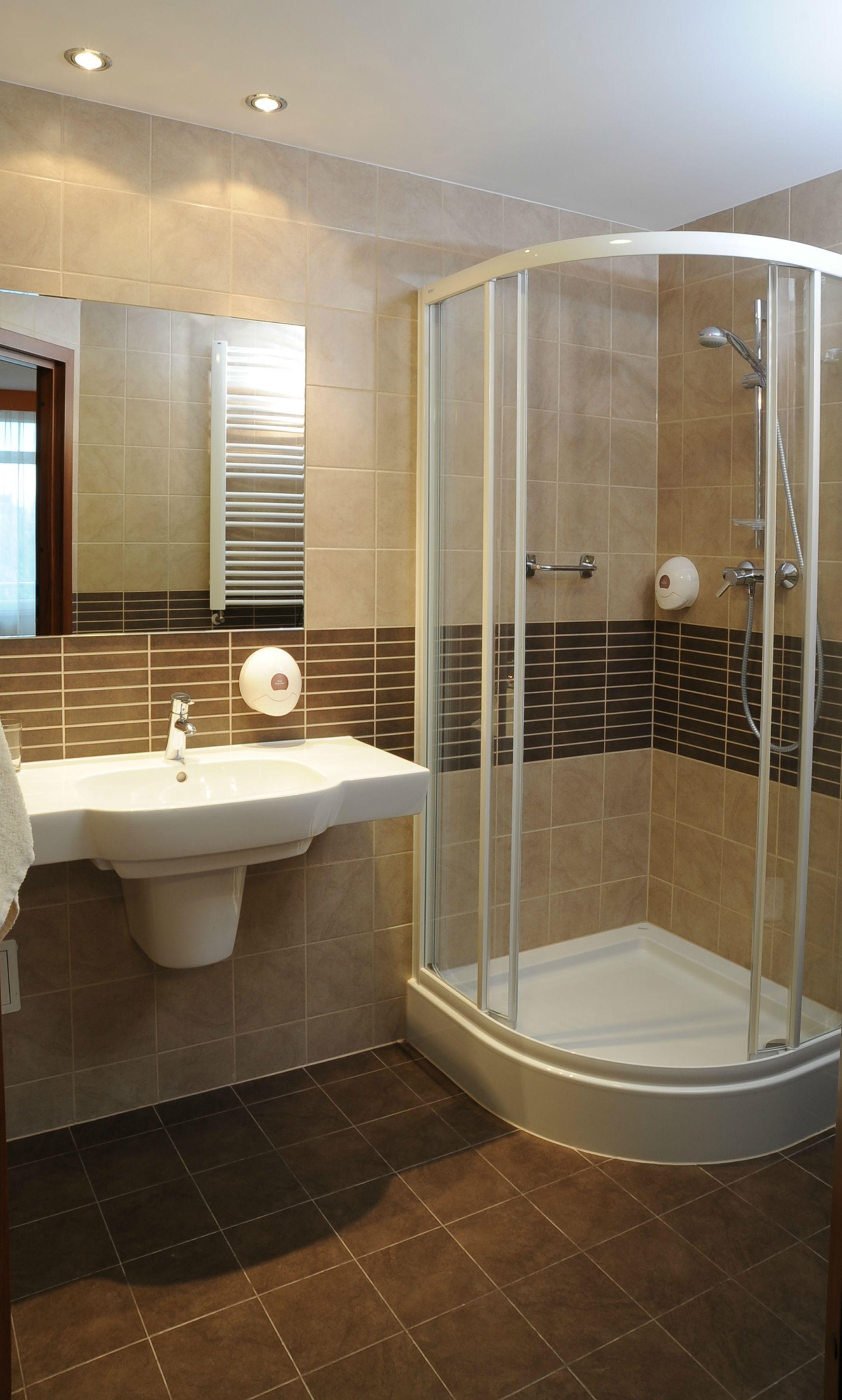 Classic Double Room,693988377:JPEG